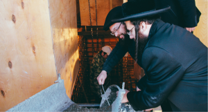 Mikvah Pouring in Gomel, Belarus